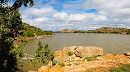 Rocky shoreline and open water at Lyman Lake