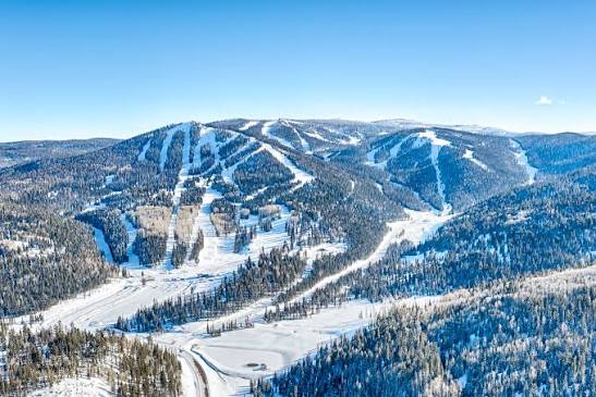 Snow-covered slopes at Sunrise Park Resort in Arizona’s White Mountains