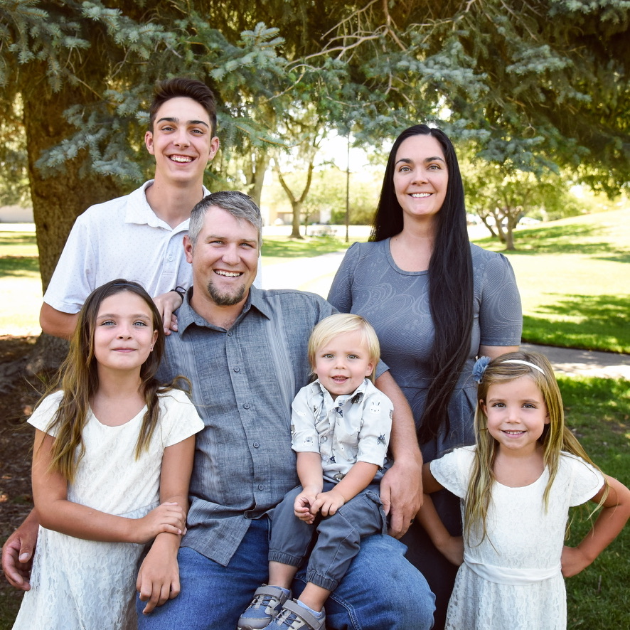Shelli and Jon West with their family